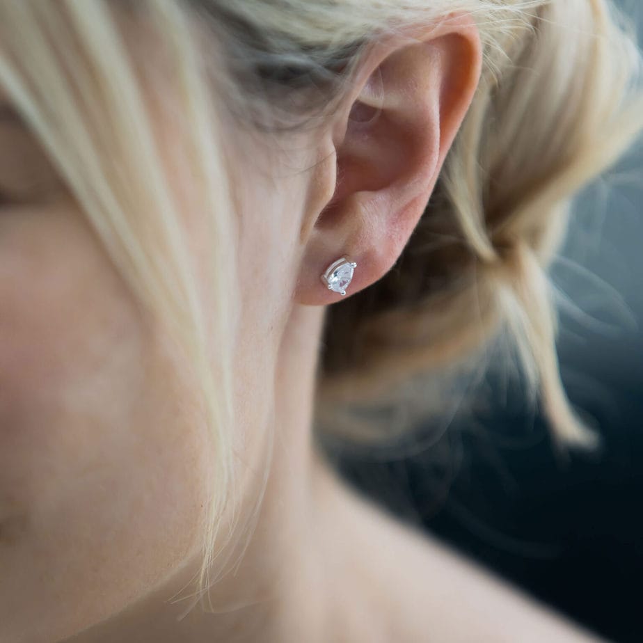 Cubic zirconia teardrop stud earrings