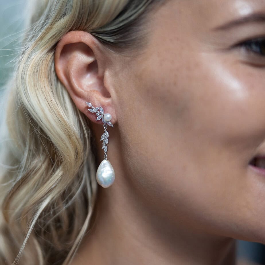 Korean Big Pearl Drop Earrings – The Glitter Cup