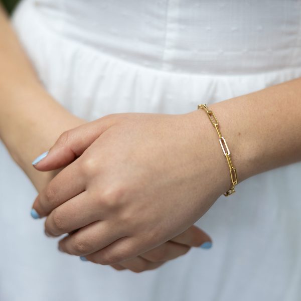 Gold paperclip chain bracelet - Image 2