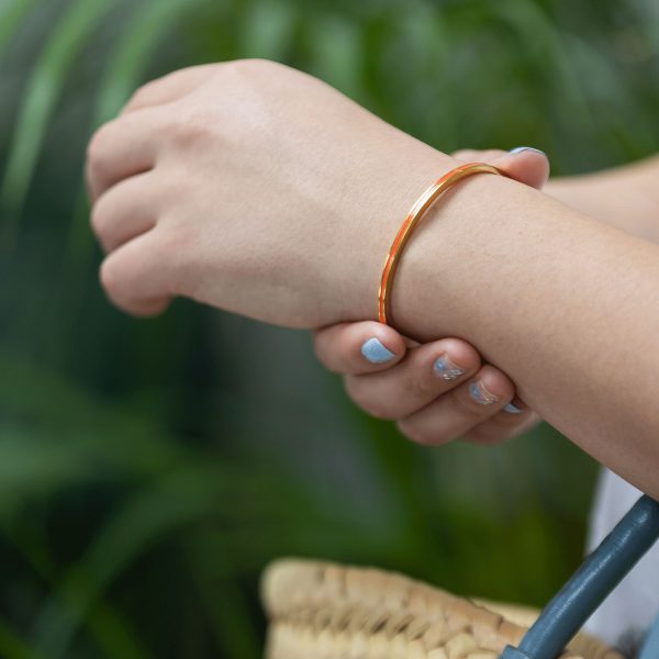 Coral enamel bangle