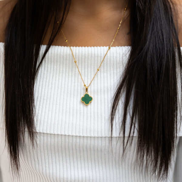 Green aventurine clover necklace