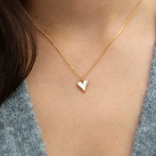 Mother of pearl heart necklace