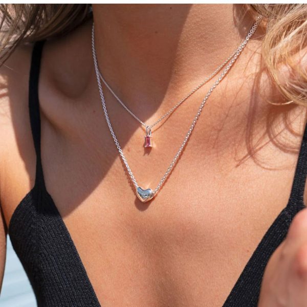 Pink tourmaline pendant necklace