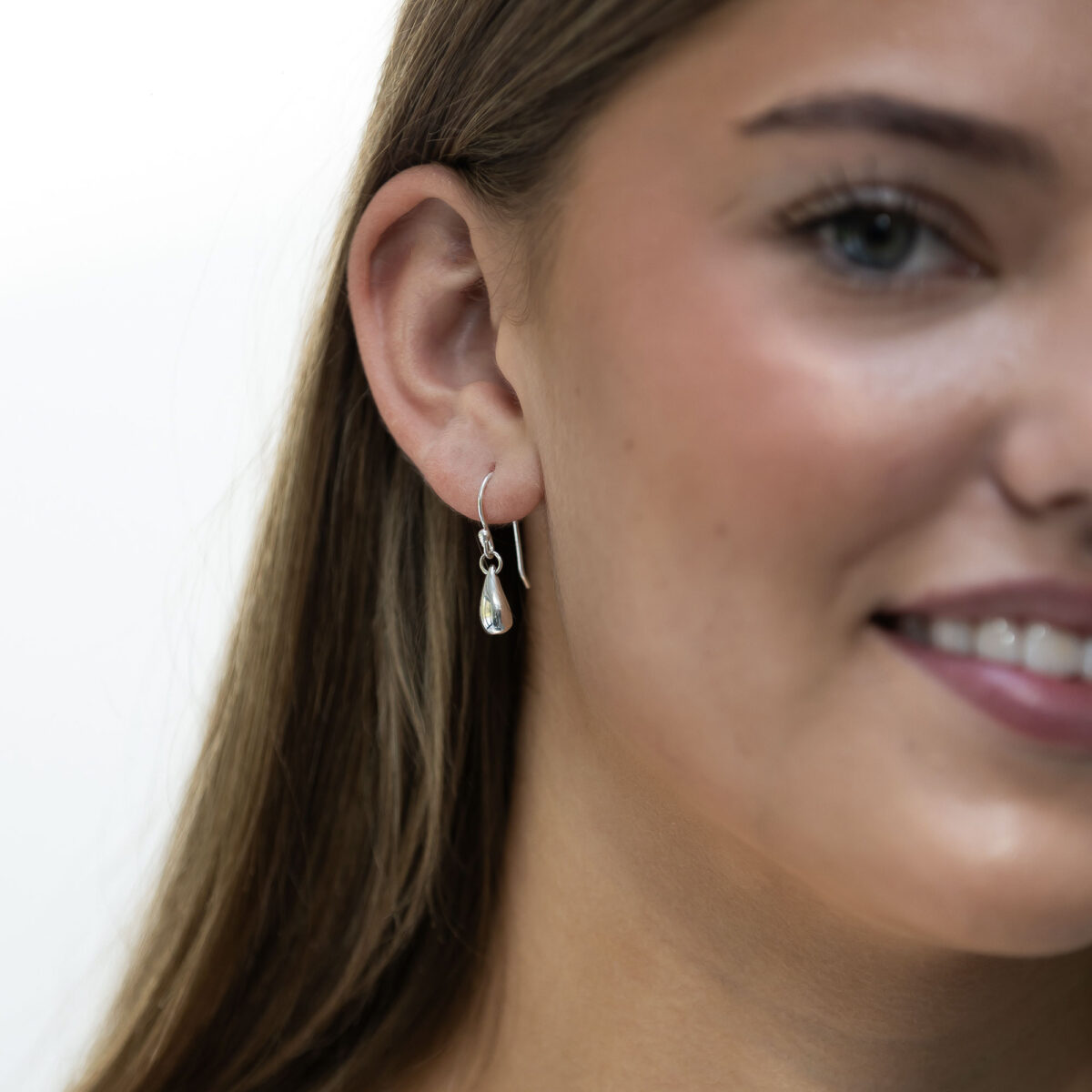 Silver droplet earrings